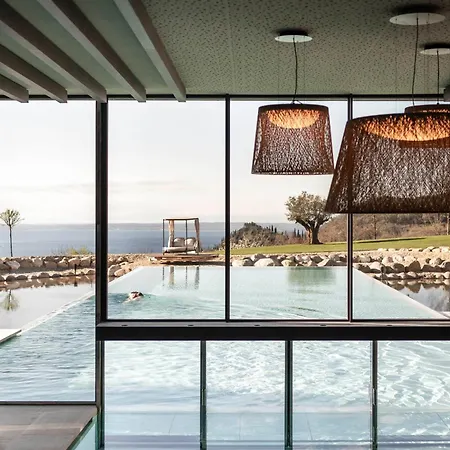 Готель Stroblhof Garda Active Family 5*