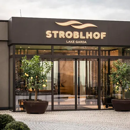 Stroblhof Garda Active Family Hotel Gargnano