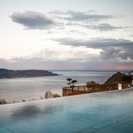 Hotel Stroblhof Garda Active Family Gargnano